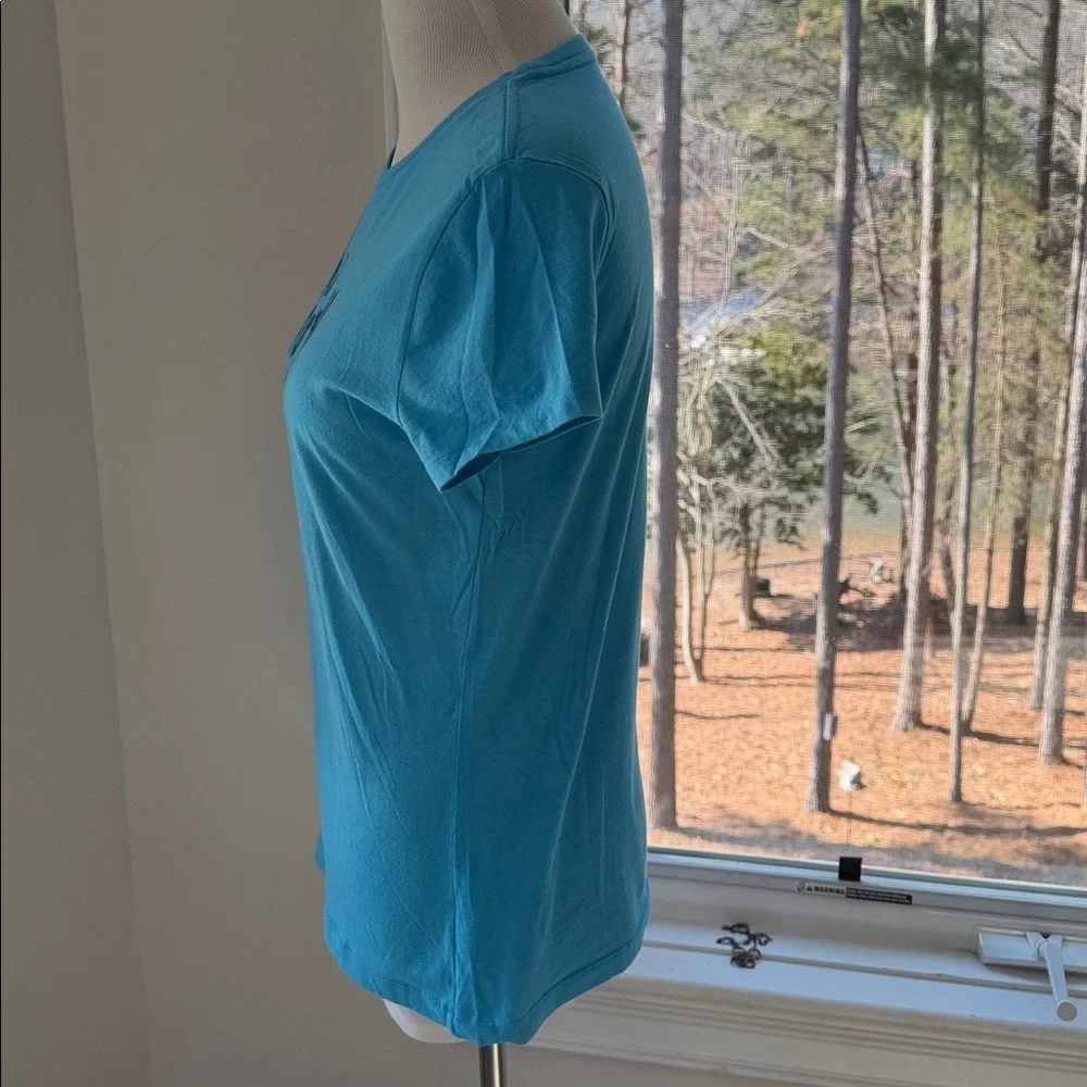 The North Face Women's Aqua Graphic Tee, Medium, VGUC - Picture 3 of 6